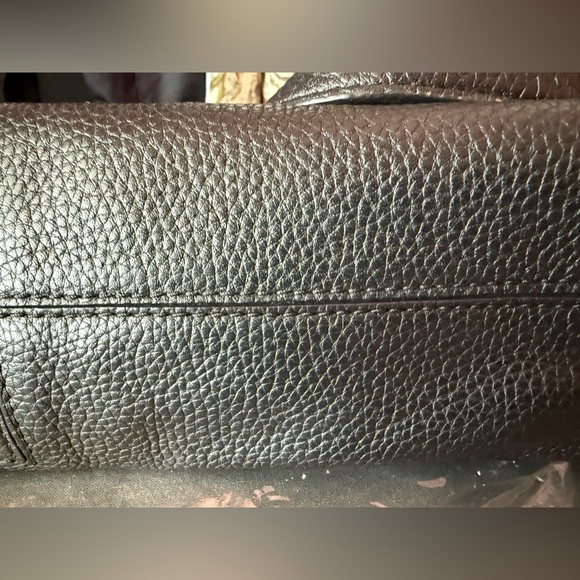 MICHAEL Michael Kors Mackenzie Tote Crossbody - Picture 5 of 7